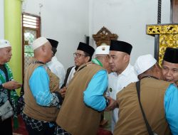 Bupati Dedy Putra Sambut Jamaah Haji Kabupaten Bungo