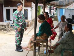 Rehab Langgar Al Hikmah TMMD 0416/Bute Disambut Hangat Para Ibu