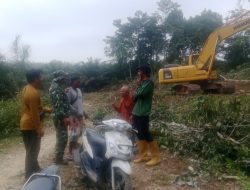 Satgas TNI Manunggal Membangun Desa (TMMD) Ke-129 Kodim 0416/Bungo Tebo, Warga Bersyukur Pembukaan Jalan Kebun