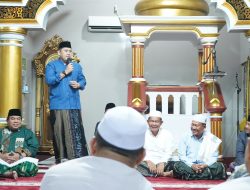 Nostalgia di Masjid Al-Muhajirin, Bupati M. Syukur Sentil Kehadiran OPD hingga Bawa Anggaran Rp 100 Miliar