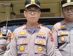 Polres Bungo Bagikan 200 Bendera Merah Putih, Ajak Warga Semarakkan HUT RI ke-81
